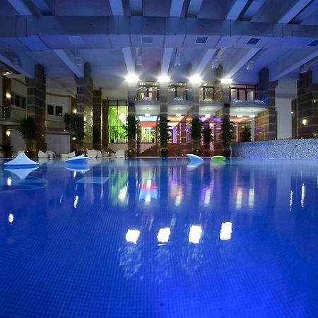Studio Militari Residence Mr_1 Rosu Экстерьер фото