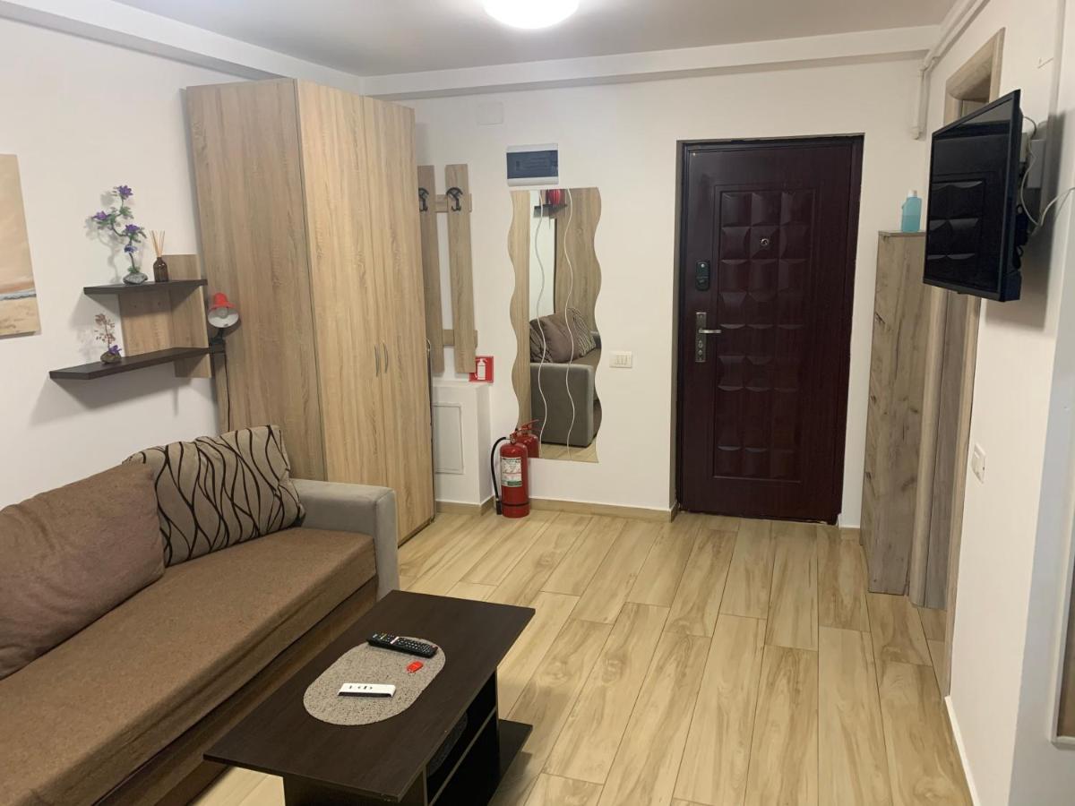 Studio Militari Residence Mr_1 Rosu Экстерьер фото