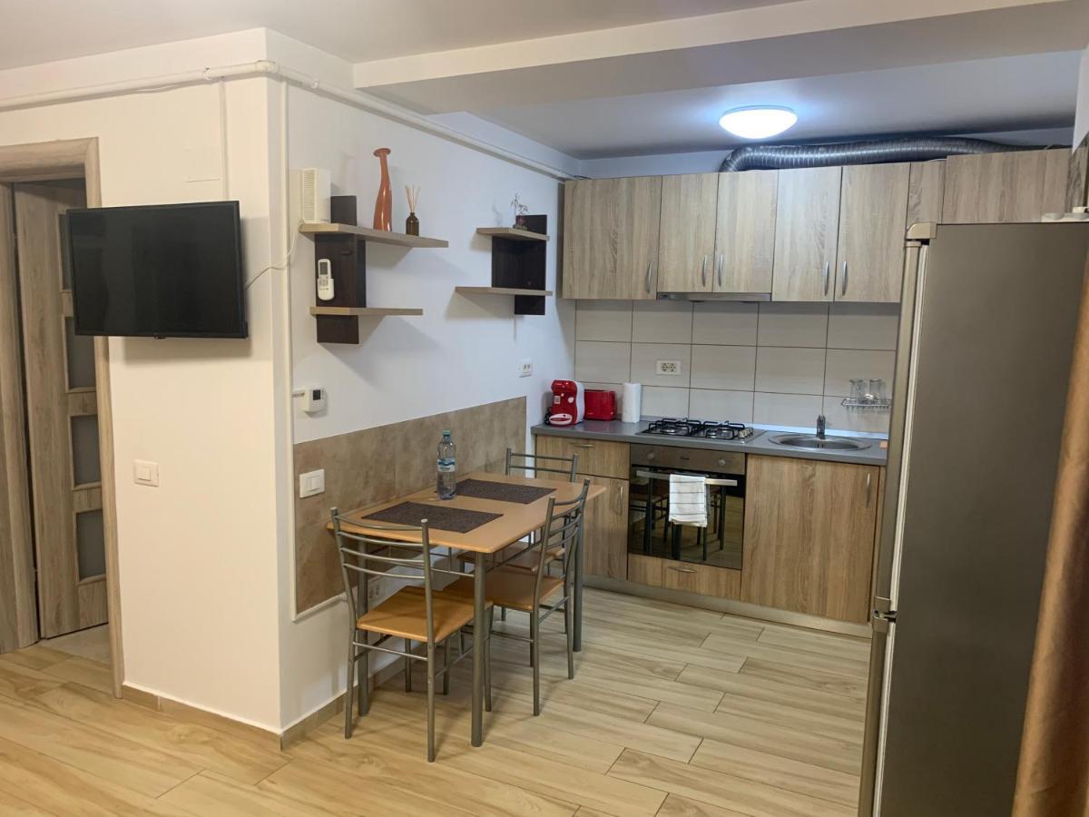 Studio Militari Residence Mr_1 Rosu Экстерьер фото